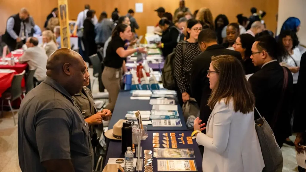 Private sector adds 62,000 jobs in March: ADP