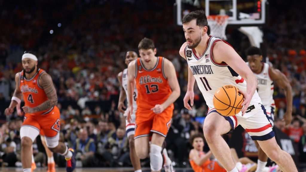 UConn tops Illinois to advance to 3rd title game in 4 years