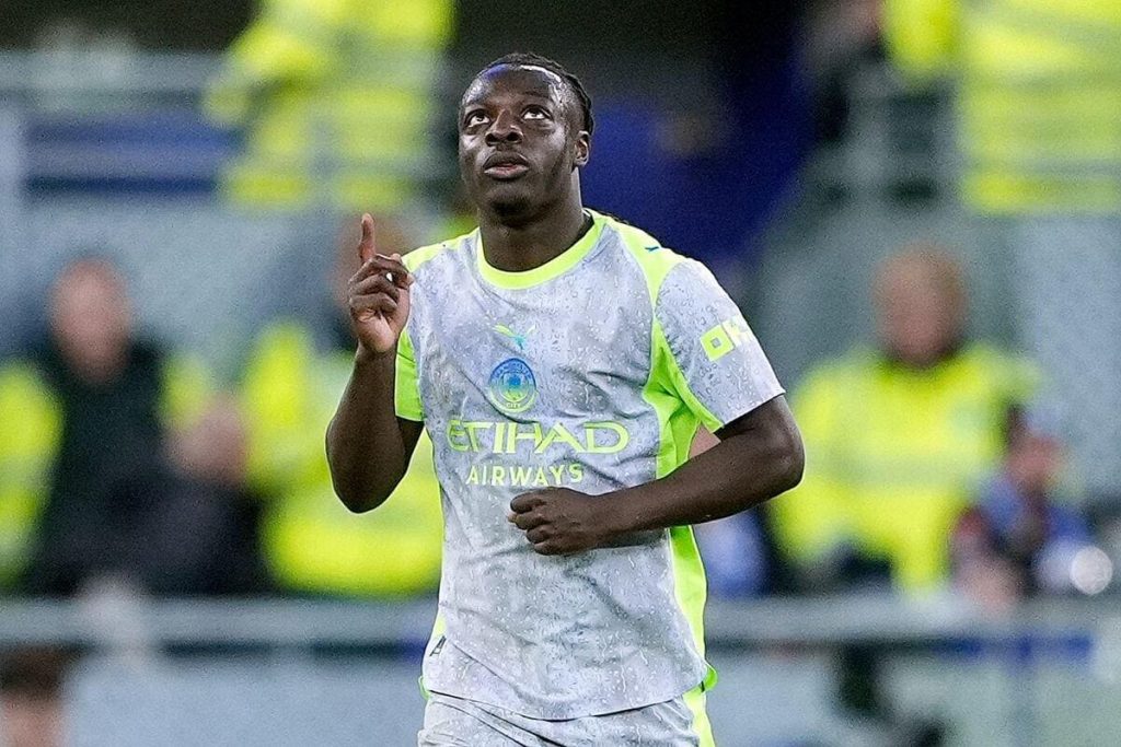 With Arsenal: Doku’s Wondergoal Rocks PL Title Race: Man City Piles… Doku stunner puts Manchester City on course to narrow Arsenal gap