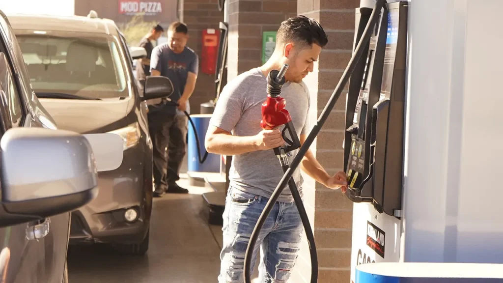America’s Pump Pain: Iran Conflict Ignites Record US Gas Prices Thi… Iran conflict pushes US gas prices to all-time record highs this summer