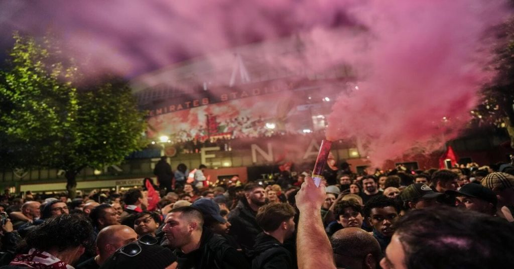 North London is red: Arsenal fans celebrate title success after 22 years