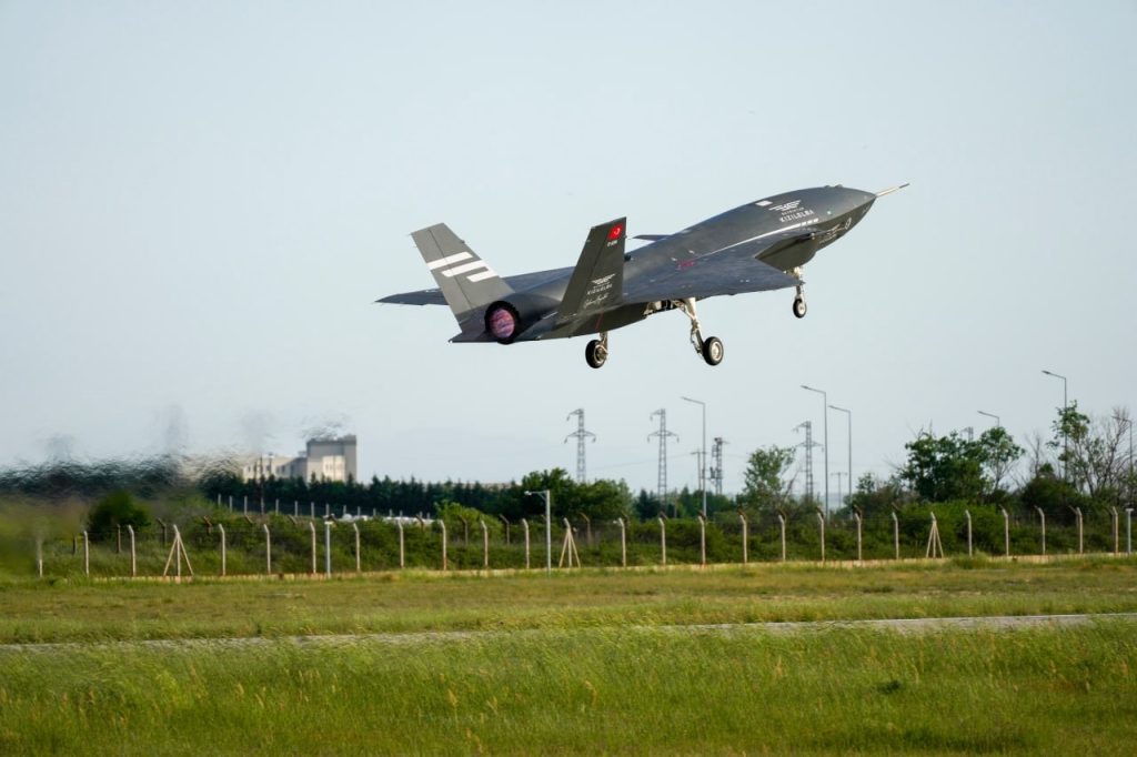 Italian jets fly with Turkish drones in K-SWARM live trial