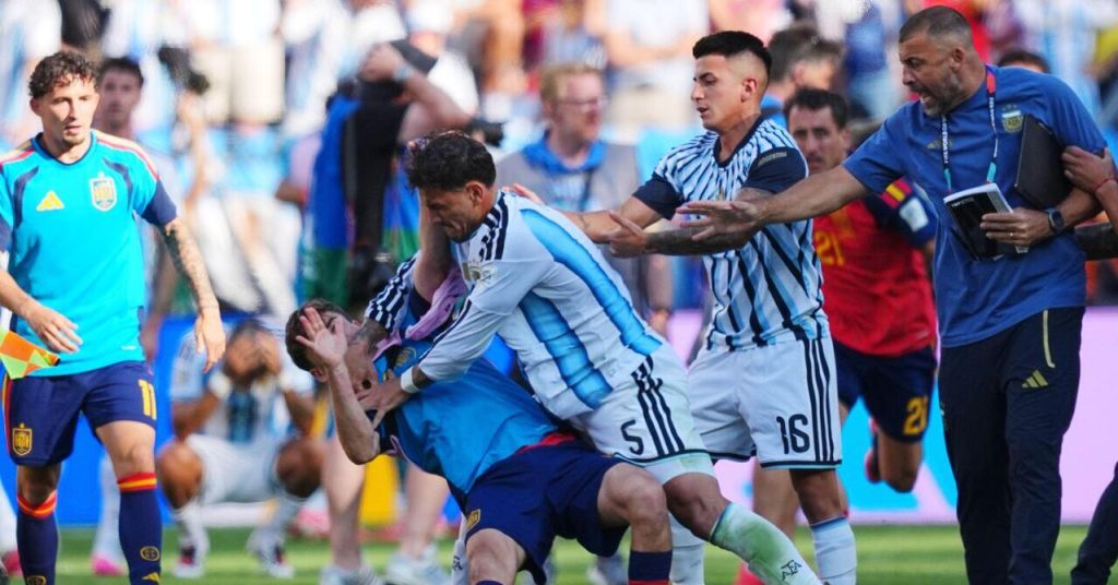 Gavi calls for Paredes to avoid suspension despite World Cup final bust-up