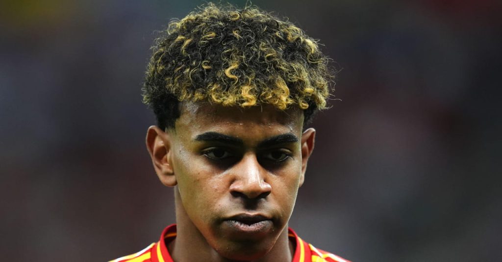 Lamine Yamal has 'not taken the step of brilliance we expect', admits Spain coach who fears the Barcelona star is becoming anxious