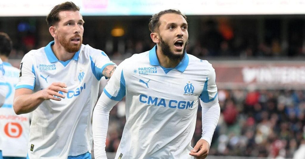 Gouiri at the double as Marseille hammer 10-man Strasbourg