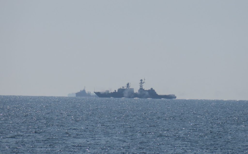 Explosive Confrontation: Russian Warship Fires as British Vessel Nears UK Waters Russian warship opens fire near UK as British ship closes in