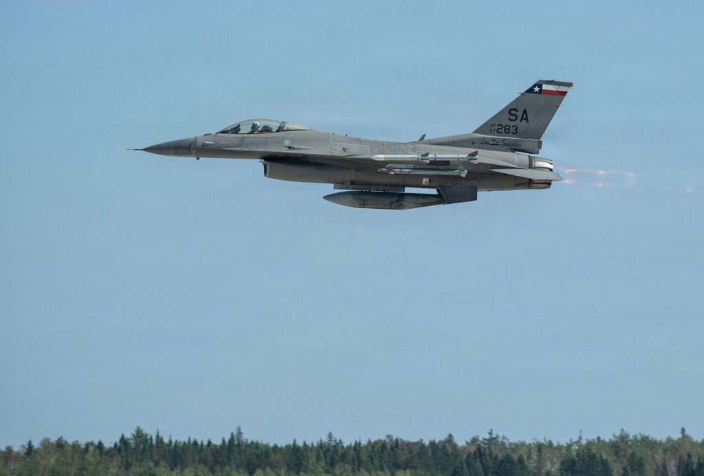 Mystery Over Michigan: F-16 Fighter Jet Crashes, Pilot Ejects Safely F-16 Crashes During Training Exercise in Michigan; Pilot Ejects