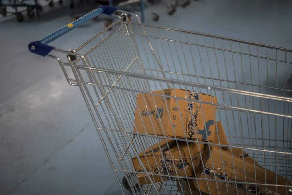 Google’s AI Shopping Empire? Gemini Powers Flipkart Buys in India Google tests buying from Walmart-owned Flipkart through Gemini and AI Mode in India