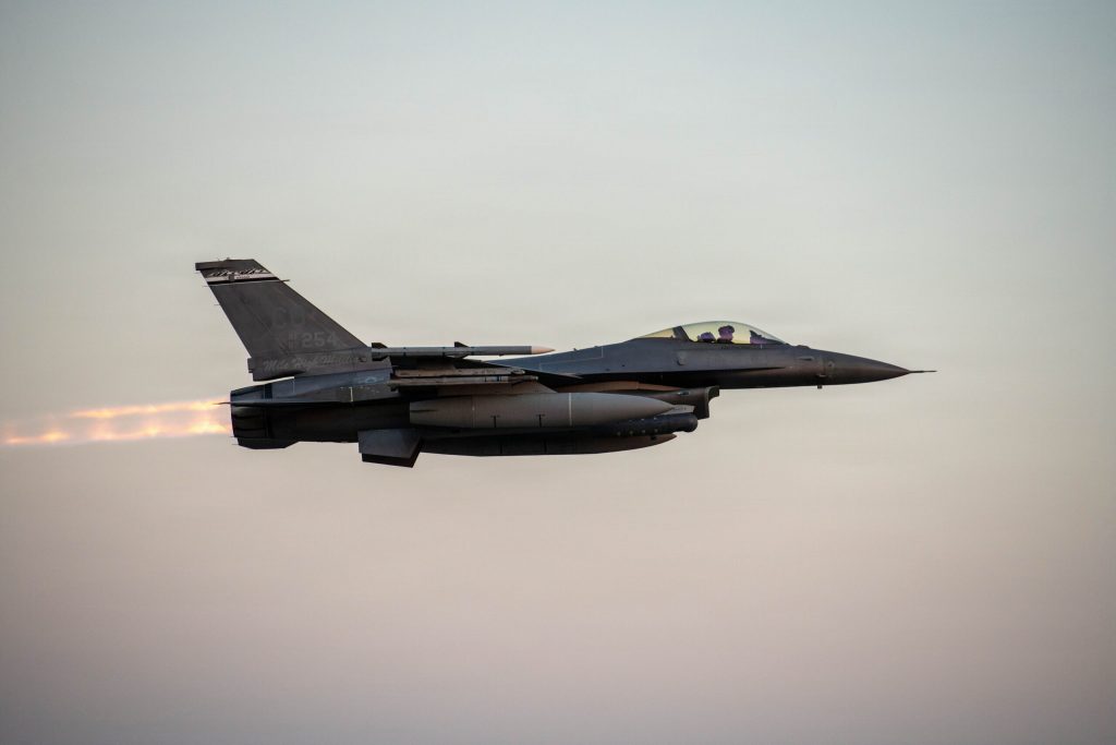 The F-16 Guard’s Silent Crisis: Pushing Aging Jets Past Their Limit Guard F-16s Kept Pace on Deployment, but Edge Wears Thin