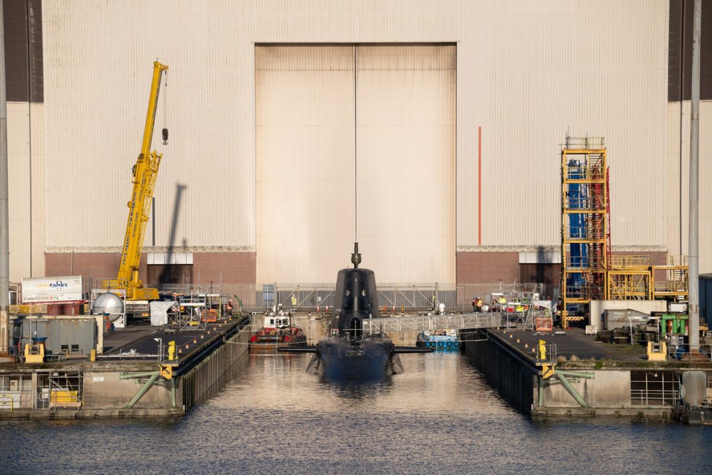 New nuke sub leaves yard and heads to Scotland for trials