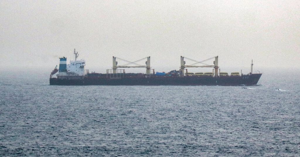 Saudi Oil Exports Plunge as Spread of War Shuts Off Shipping Routes