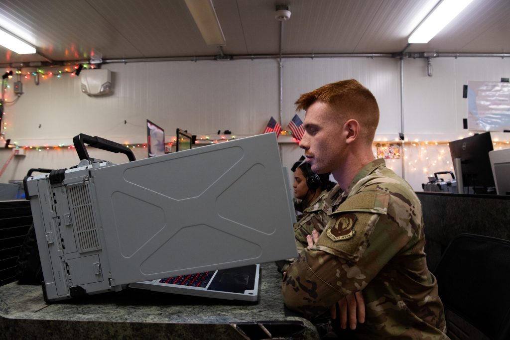 DAF’s $4.5B Megatron: The New Battle Network Powerhouse Unveiled DAF Battle Network Programs Rolled into $4.5B ‘Megatron’ Vehicle