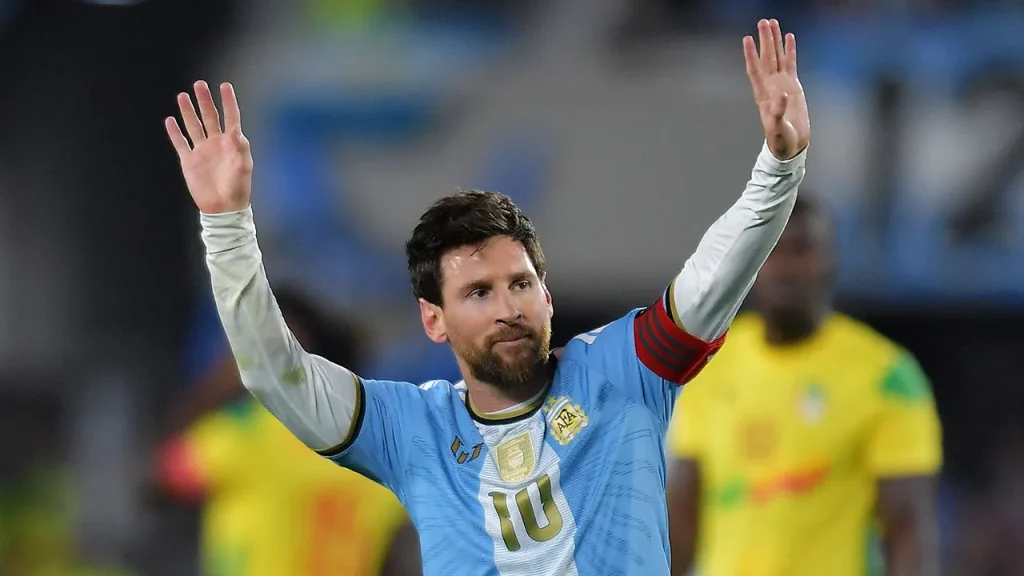 Lionel Messi's 'Final Farewell' pack sets Topps sales record